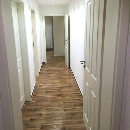 Ferienwohnungen Arp "2D" Mit Terrasse Und Parkplatz Itzehoe Εξωτερικό φωτογραφία
